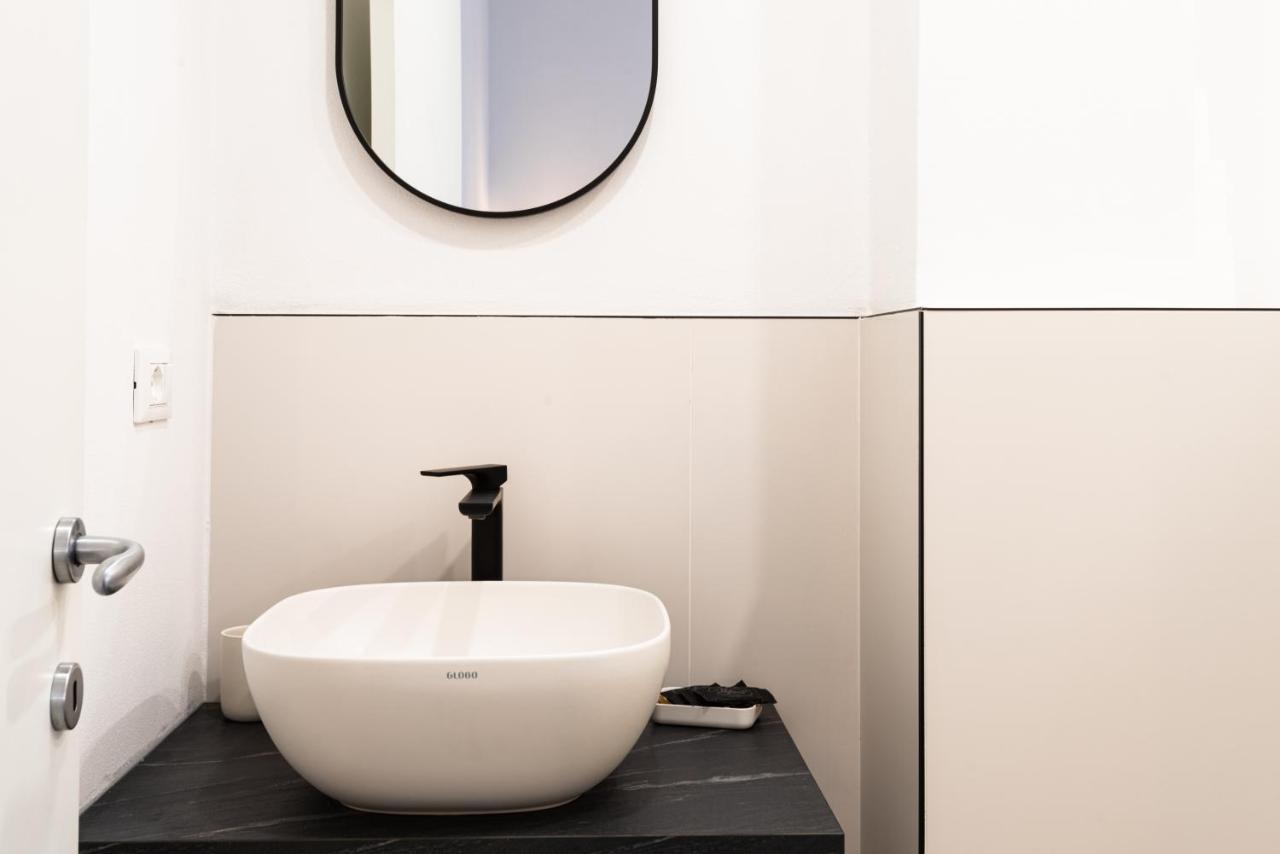 Mari Urbani Apartment Специя Екстериор снимка